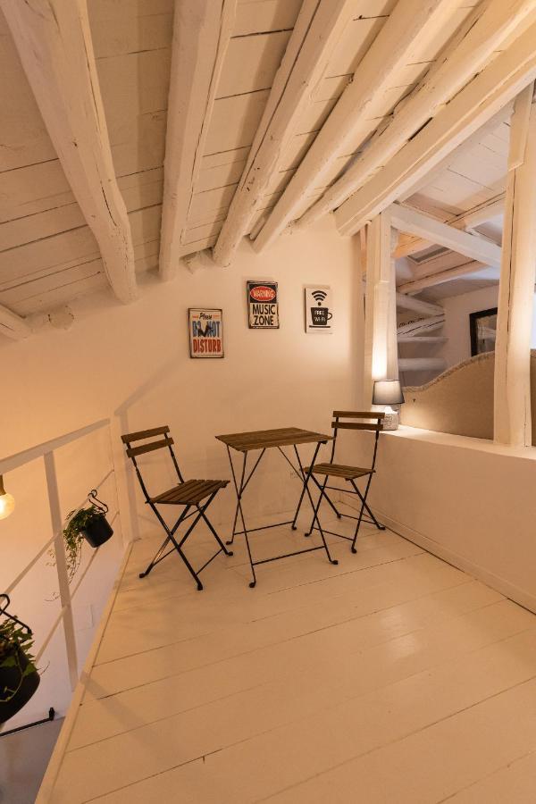 Elly House Ferienhaus *