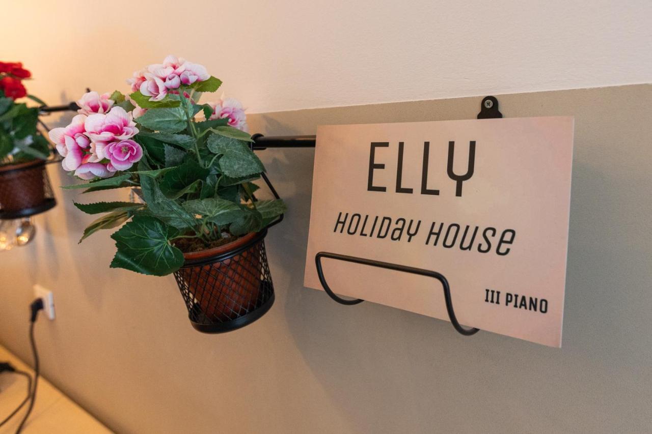 Elly House Holiday home Palermo
